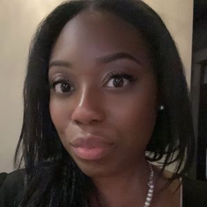 Meet your Posher, Amelia